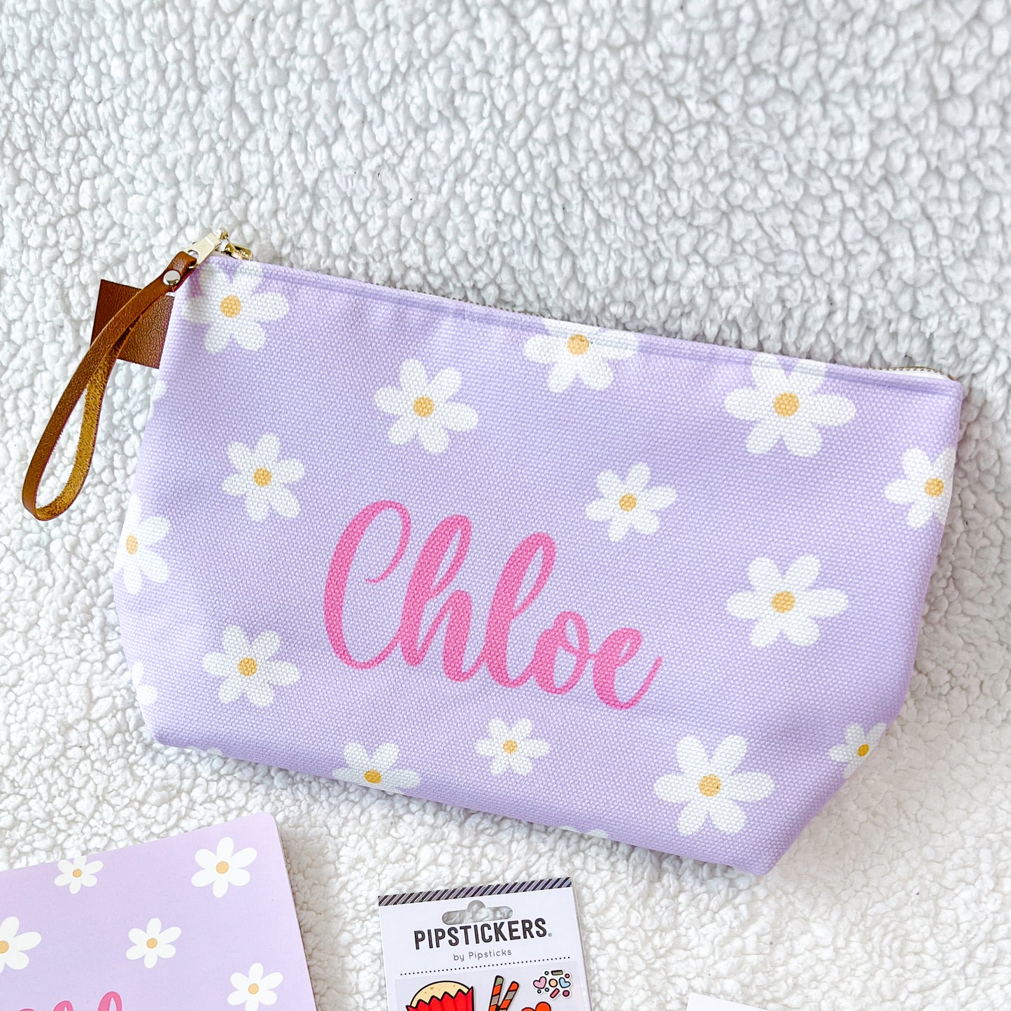 Personalized Everyday Zipper Bag - Daisies